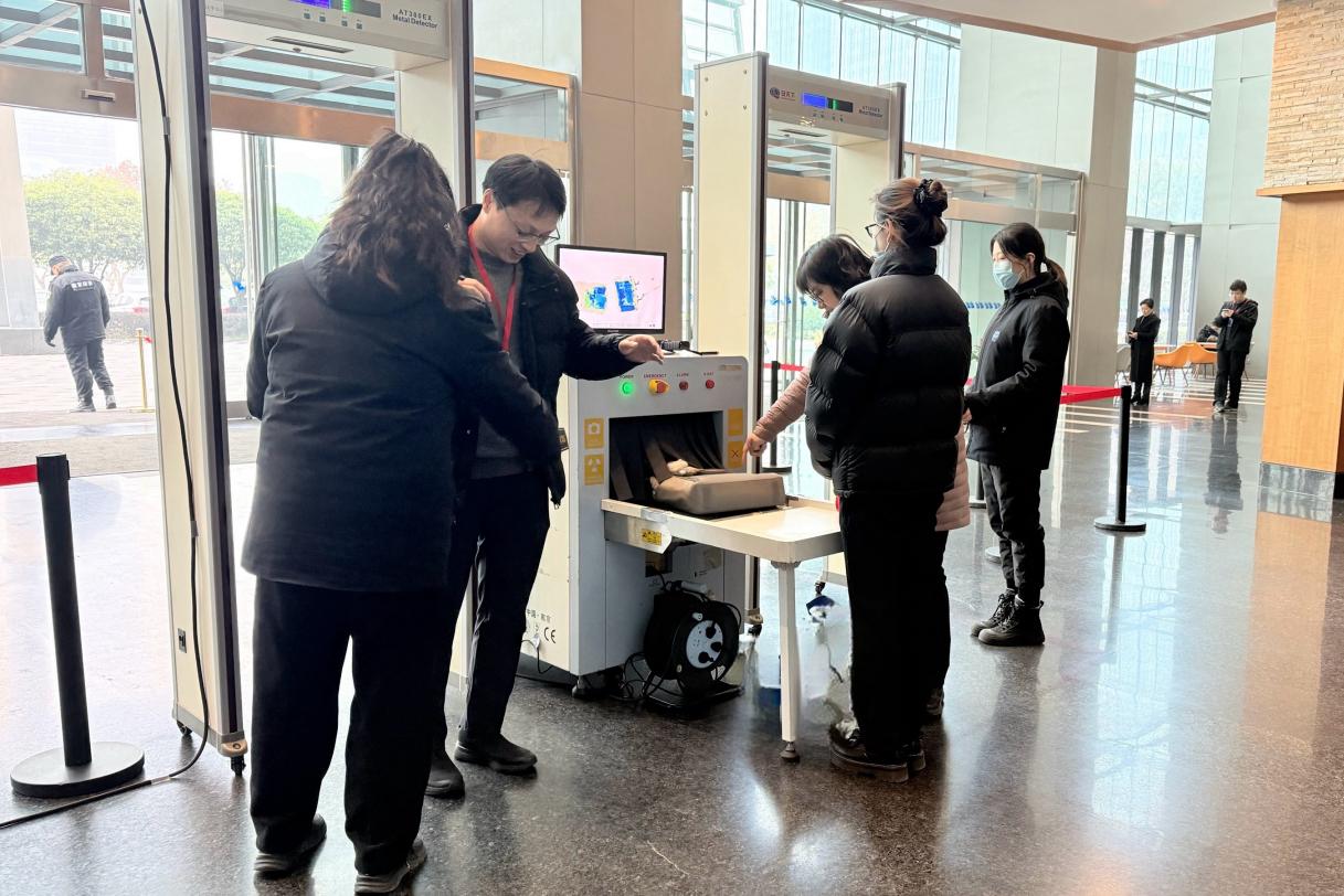 E:/25.12.10后 上傳網(wǎng)站留存/“安保鐵軍、硬核保障”2026系列報道一——科技引領未來，安全護航盛會/照片/5212ea35a8b77386cbea49d69a720cf7.jpg5212ea35a8b77386cbea49d69a720cf7